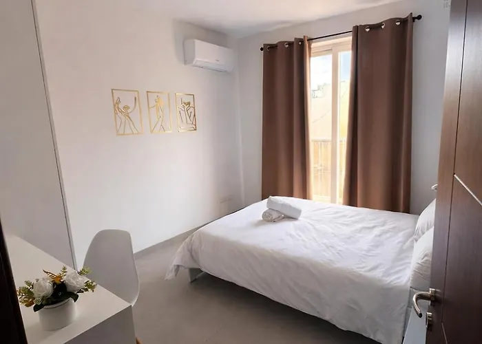 Msida Modern & Bright 2-bedroom